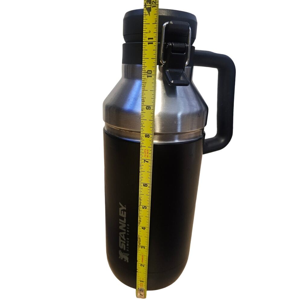 Stanley Go Growler, 64oz Stainless Steel Vacuum Insulated Growler